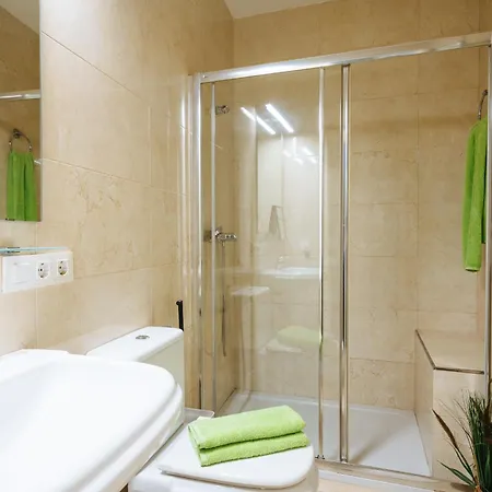 Homestay Elegant Interior In Centre